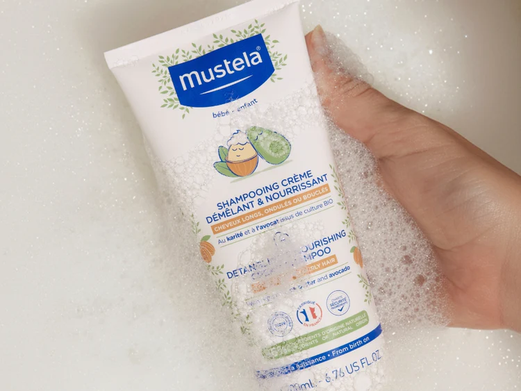 Shampoing crème Démêlant & Nourrissant Mustela3