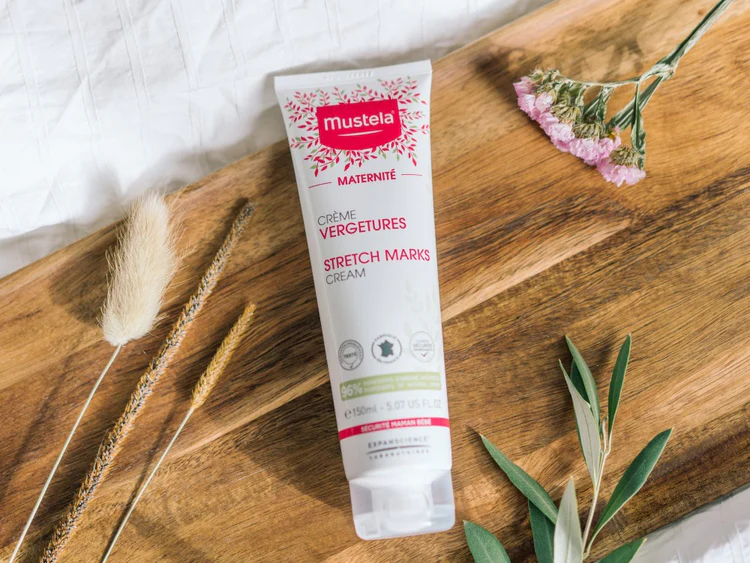 Crème vergetures MUSTELA 150ML1